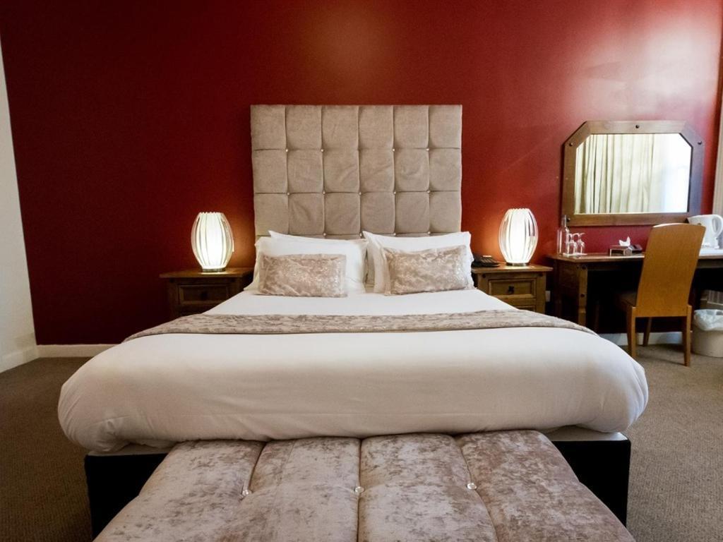 The Pearl Hotel Peterborough Extérieur photo