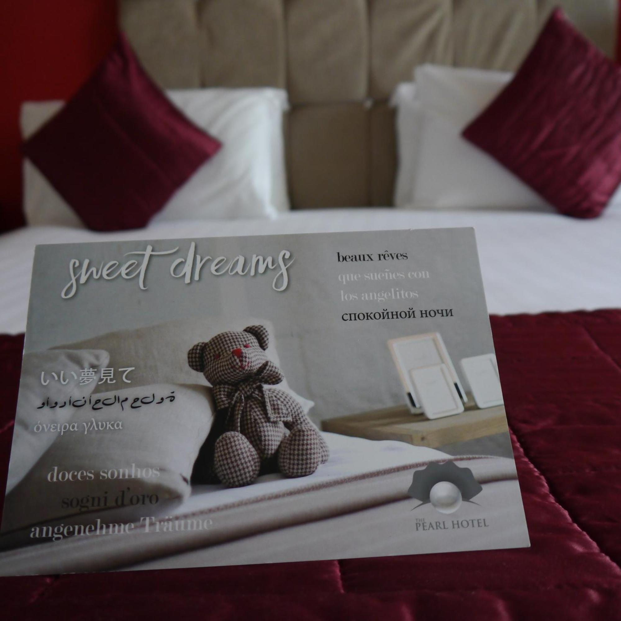 The Pearl Hotel Peterborough Extérieur photo
